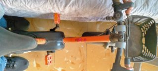 Bicicleta infantil naranja Decathlon