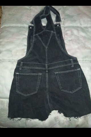 Peto corto vaquero Bershka negro mujer