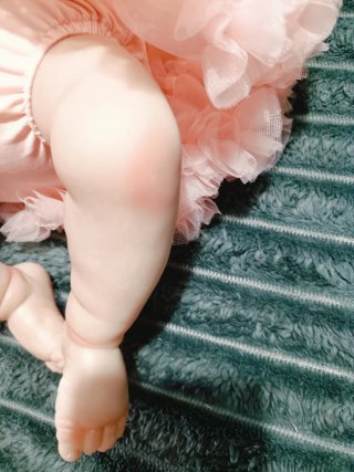 -Muñeca Reborn Vinilo 50 cm Cuerpo de tela.