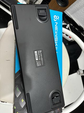 Teclado Mecánico NewSkill V2