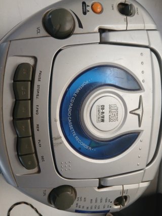 Radio CD Cassette SOGO Portátil