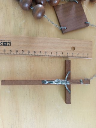 Rosario madera cuentas grandes crucifijo