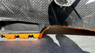 Botas Atomic Backland Carbon