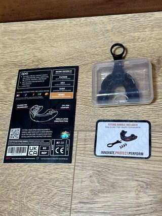 Protector Bucal UFC OPRO Bronze Adulto