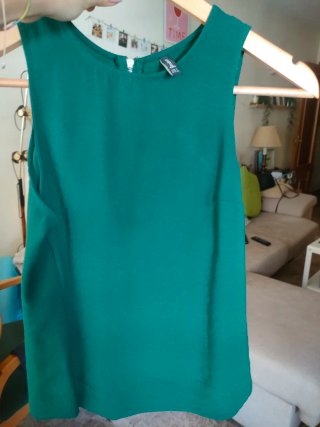 Blusa sin mangas verde Stradivarius Talla S