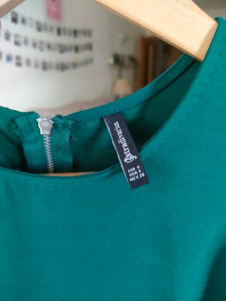 Blusa sin mangas verde Stradivarius Talla S