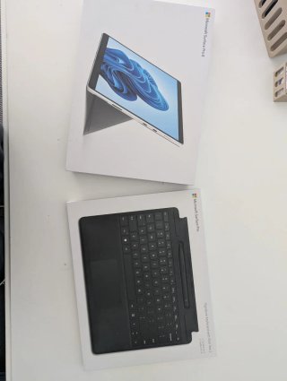 Microsoft Surface Pro 8 16GB RAM 256GB