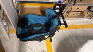 Silla coche Axkid Minikid a contramarcha