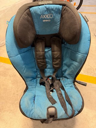 Silla coche Axkid Minikid a contramarcha