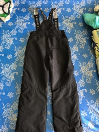 Pantalón de esquí negro con tirantes