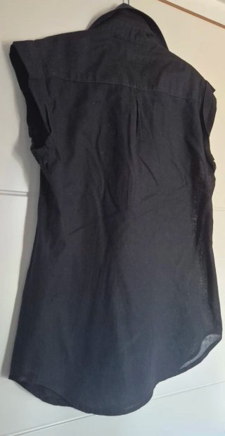 Blusa Negra  Sin Mangas Talla S