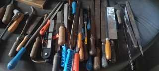 Lote de herramientas manuales