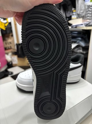Nike Air Force 1 Blancas y Negras