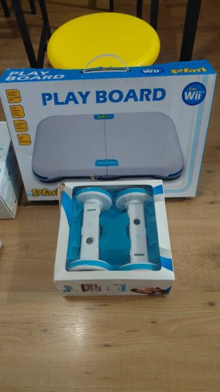 Consola Wii con caja, juegos y accesorios