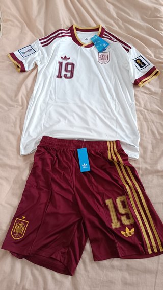 Conjunto Lamine Yamal España