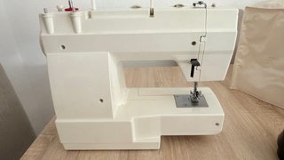Máquina de coser Husqvarna Meister 165