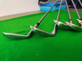 Hierros Titleist 714 MB