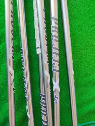 Hierros Titleist 714 MB