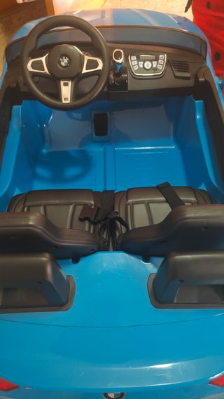 Coche teledirigido BMW azul para niños