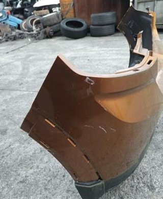 Paragolpes trasero 850234229r dacia sandero 274069