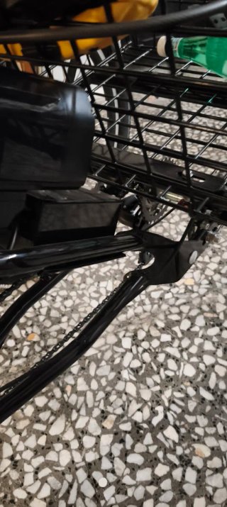 Triciclo Eléctrico Negro