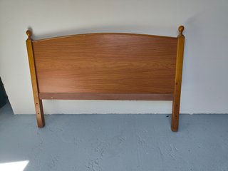 Cabecero Madera Clásico Pomos 90-135