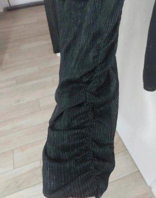 Abito H&M nero scollato arricciato Taglia M