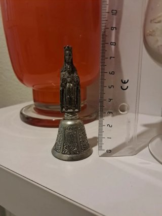 Campana religiosa vintage