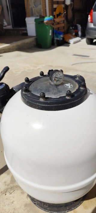 Bomba y filtro para piscina