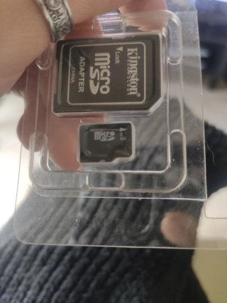 Adaptador Micro SD Kingston con Tarjeta 2GB