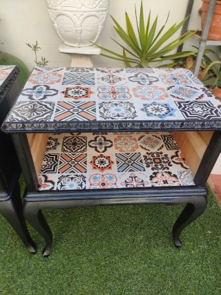 Mesitas vintage altas  restauradas