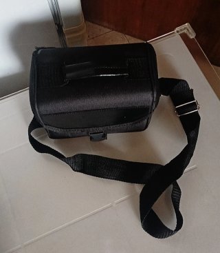 Bolso rígido negro