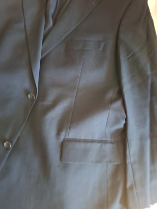 Americana Hugo Boss azul marino talla 60