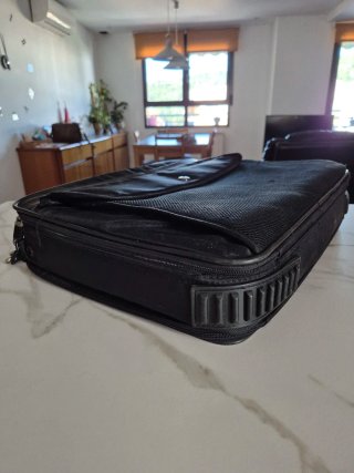 Targus Classic Clamshell