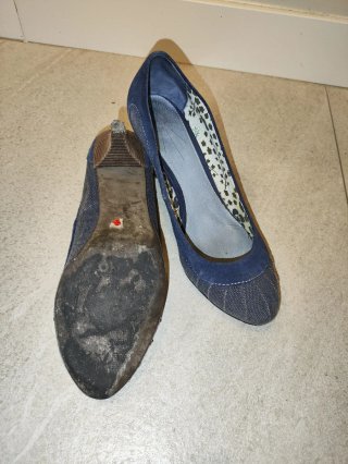 Zapatos de tacón Zara azul
