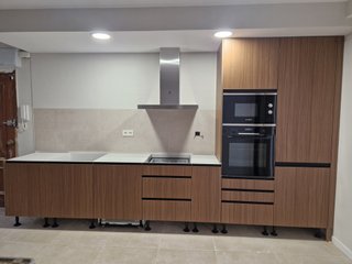 CARPINTERO MONTADOR DE MUEBLES