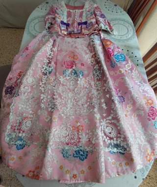 Traje de fallera niña