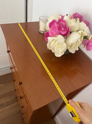 Cómoda de madera marrón