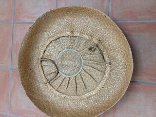 Cama para mascotas gris/marrón