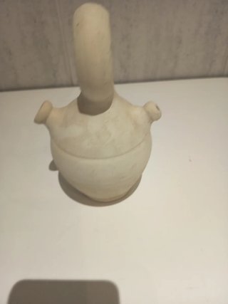 Botijo de cerámica artesanal