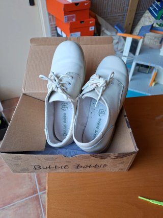 Zapatos comunión niña Bubble Bobble blancos
