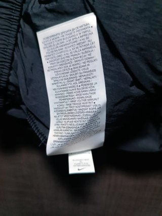 Pantaloncini Cargo Nike Tech Neri