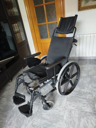 Silla de ruedas Brezy Premium