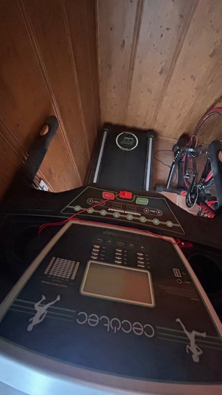 Cinta de correr Cecotec RunnerFit Extreme Track