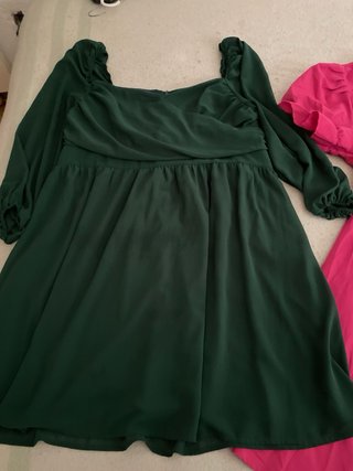 Lote 2 vestidos T48 verde y fucsia