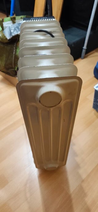 Radiador Ufesa Beige/Negro