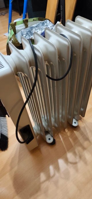 Radiador Ufesa Beige/Negro