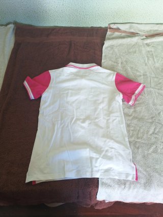 Polo Lacoste blanco y rosa manga corta