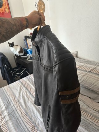 Chaqueta de cuero para moto