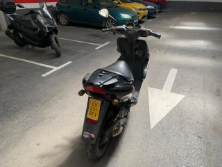 Yamaha Aerox 50 Scooter Negra